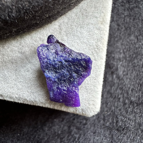 原矿原石醒走舒俱来蓝紫色