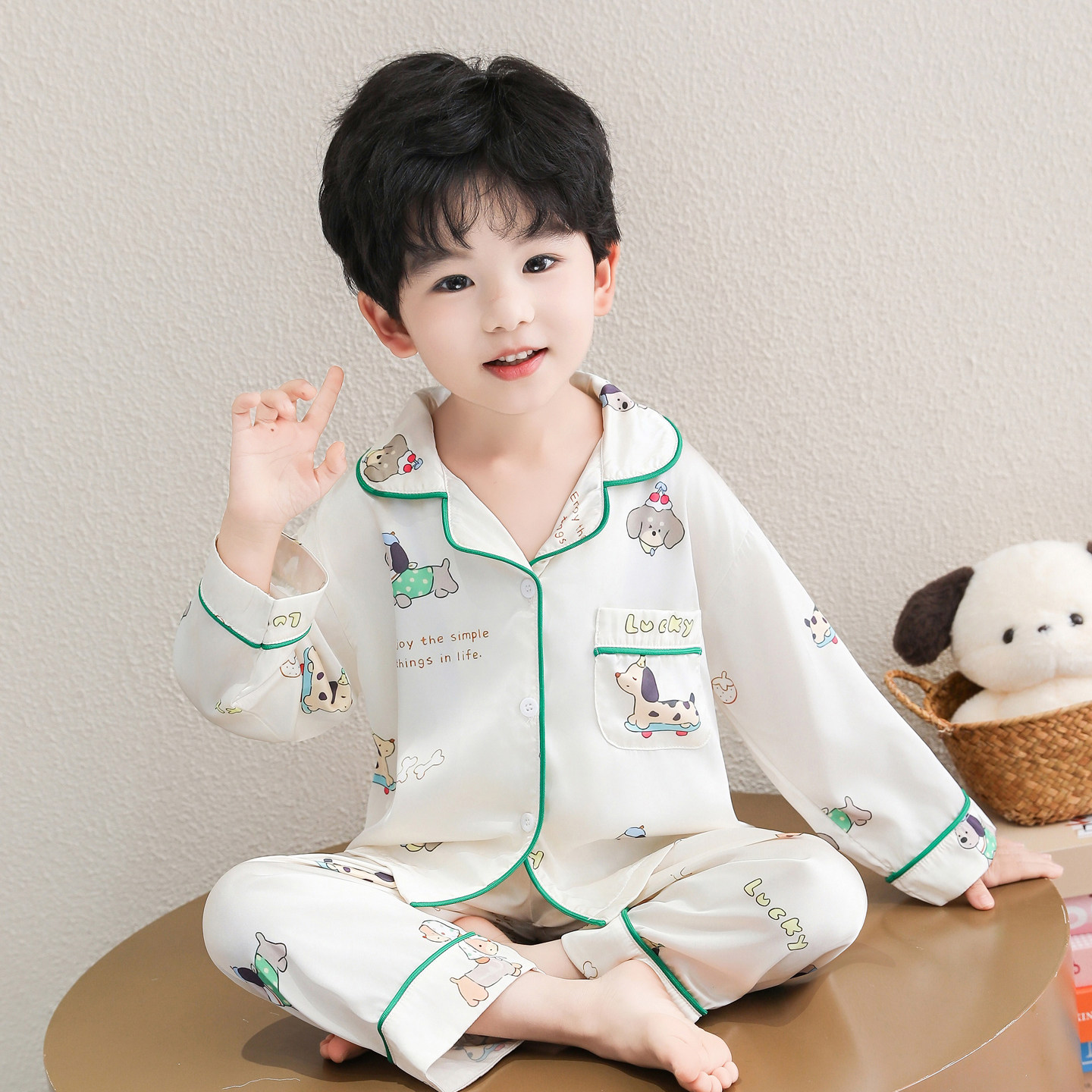 男童卡通睡衣套装春秋长袖翻领冰丝家居服可爱风宽松
