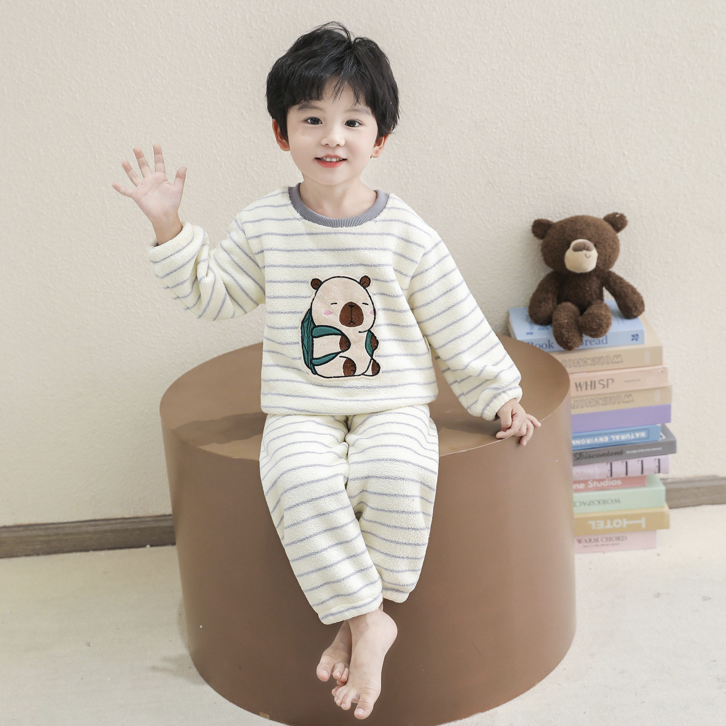 新款睡衣冬季珊瑚绒加厚韩版可爱保暖套装秋冬款男童法兰绒家居服
