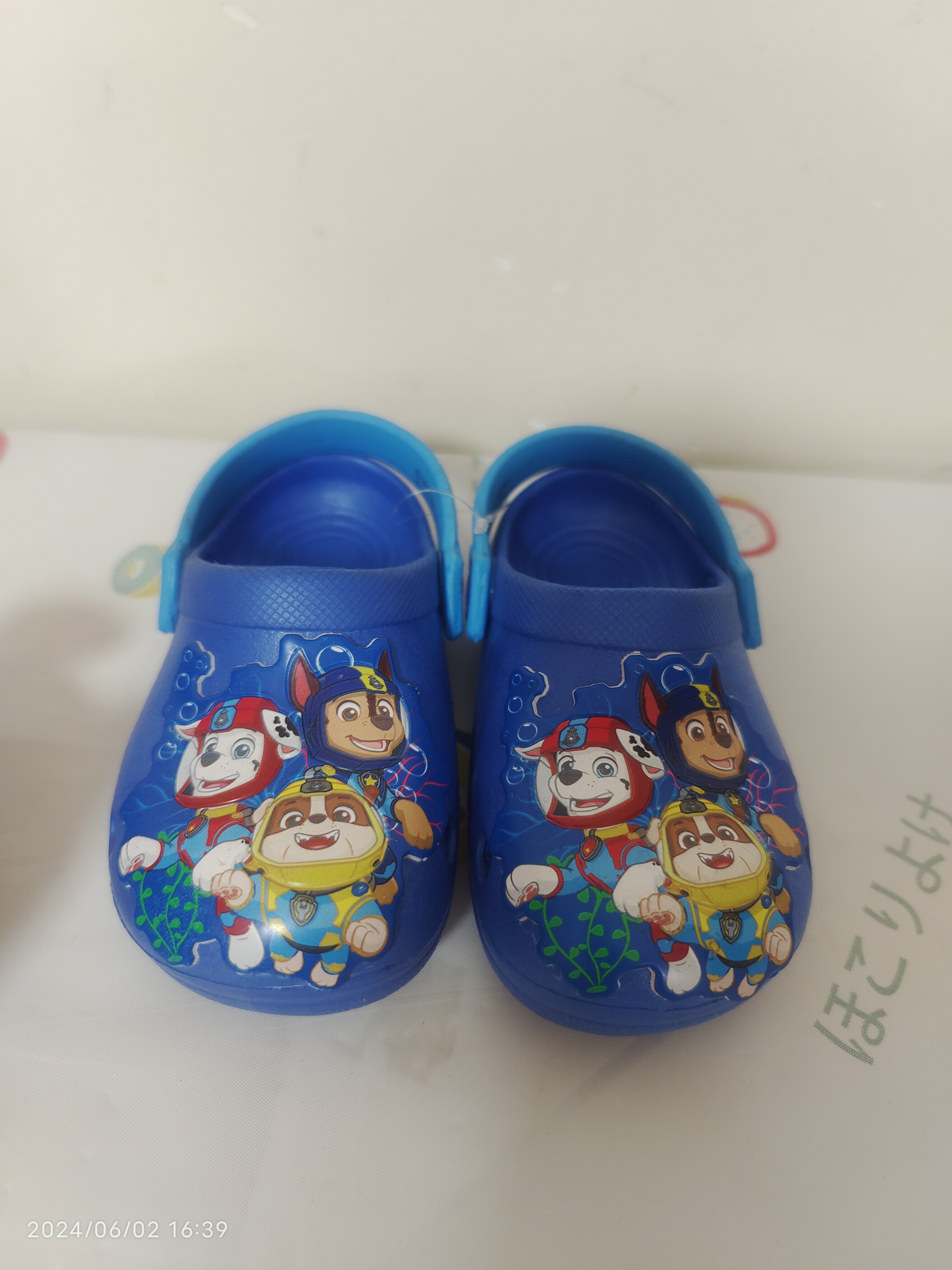 英国外贸原单清仓蓝色汪汪队男童拖鞋洞洞鞋8.26码内长17