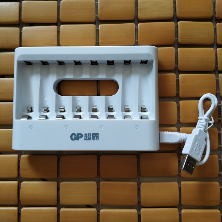 GP³¬°Ô8²ÛUSB³äµçÆ÷2µµ¿Éµ÷½Ú¿ìËÙÖÇÄܰ˲ÛÄøÇâ³äµç×ù5ºÅ7ºÅͨÓÃ