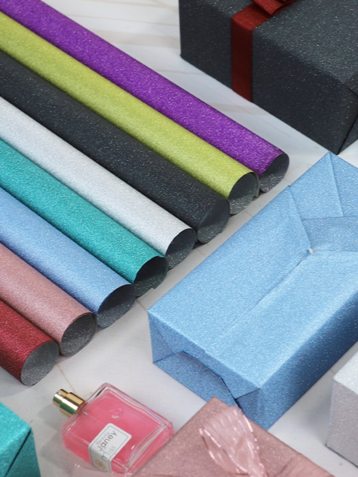 생일 어린이날 크리스마스 발렌타인데이 남녀공용 선물 종이선물박스 포장지 색종이 방수가방 책표지