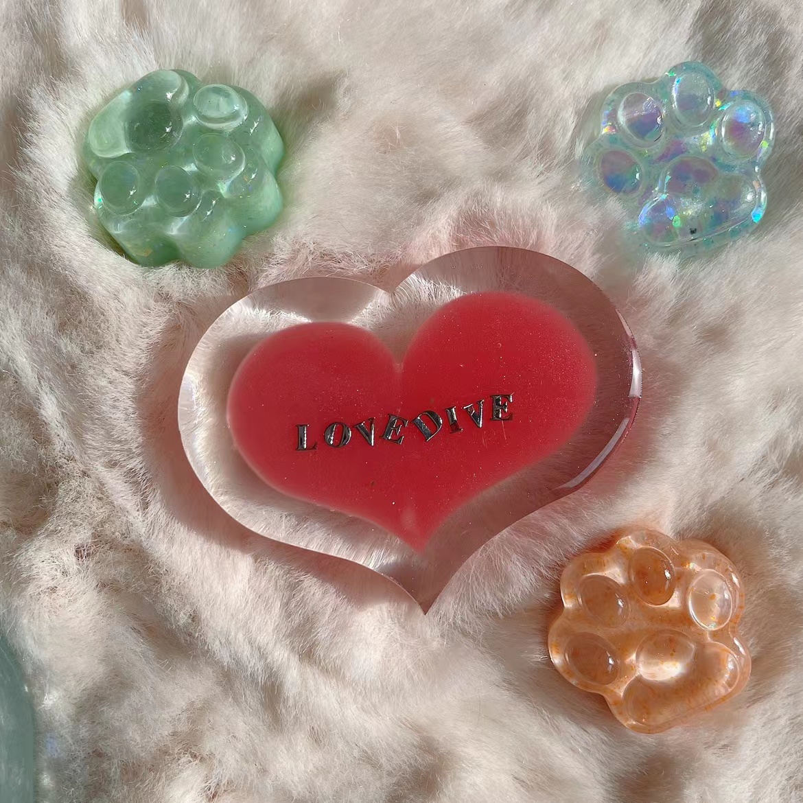 queent滴胶流沙模具爱心