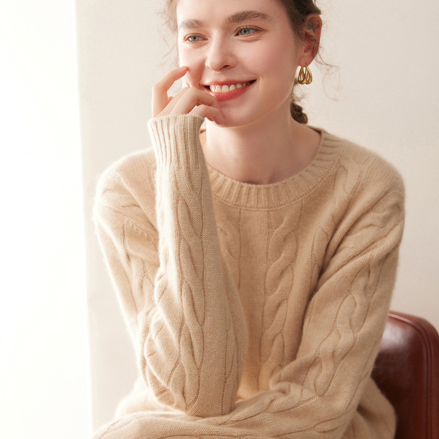 100%纯山羊绒女士圆领加厚麻花套头宽松羊绒衫秋冬新款毛衣针织衫