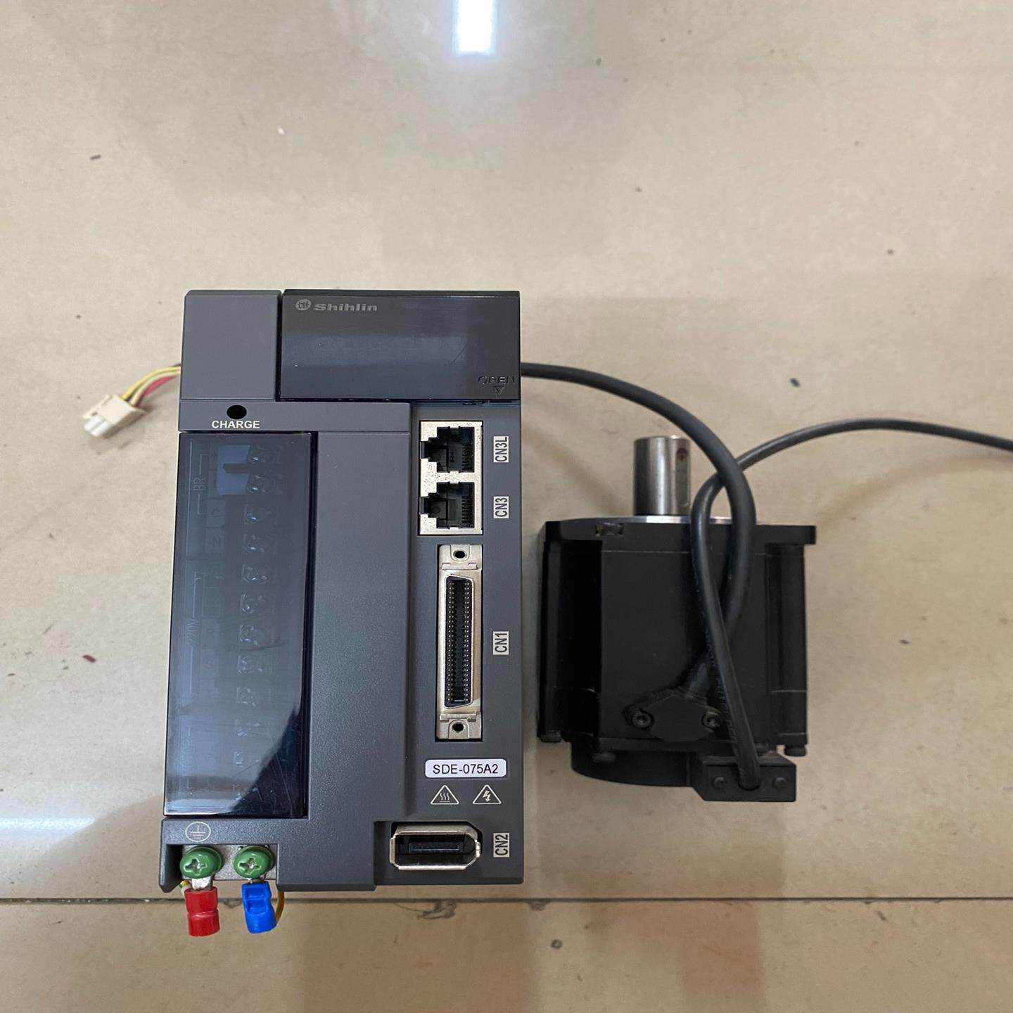 士林伺服驱动器SDE-075A2+士林伺服电机SME-L07{天意设备}