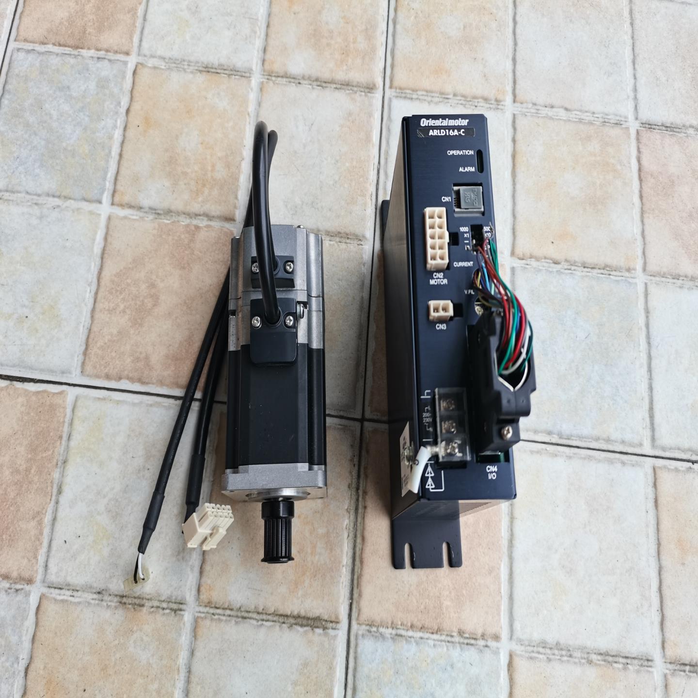 拆机东方步进电机ARLM69MC 驱动器ARLD16A-C{天意设备}
