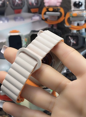 适用Apple watchS8 Ultra3苹果s10手表带磁吸硅胶S98765e百搭小众