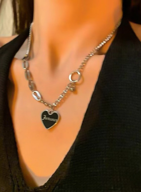 欧美冷淡风钛钢爱心项链
