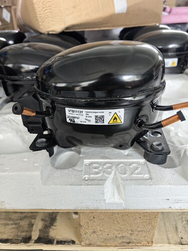 适用全新伊莱克斯奥马惠而浦 冰箱VMH1113Y变频压缩机ZHE3201HGA