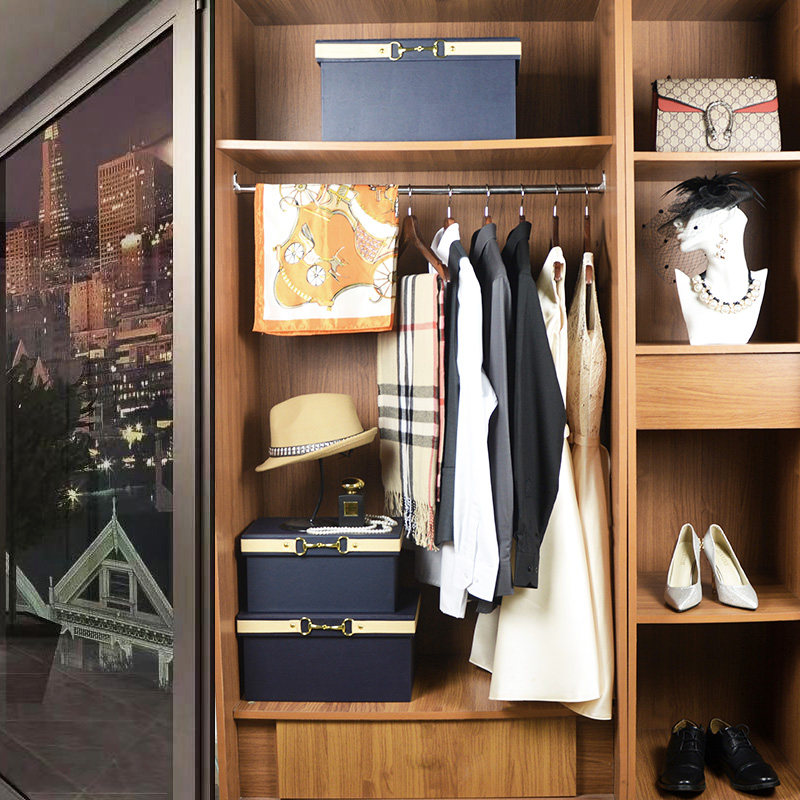 样板房展厅衣柜衣帽间饰品衣服道具服饰鞋帽香水围巾收纳盒软装
