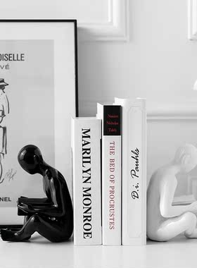 看书艺术风办公室桌面家居装饰