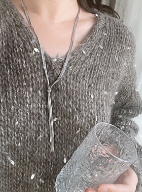 简约抽拉式银丝绸毛衣链女