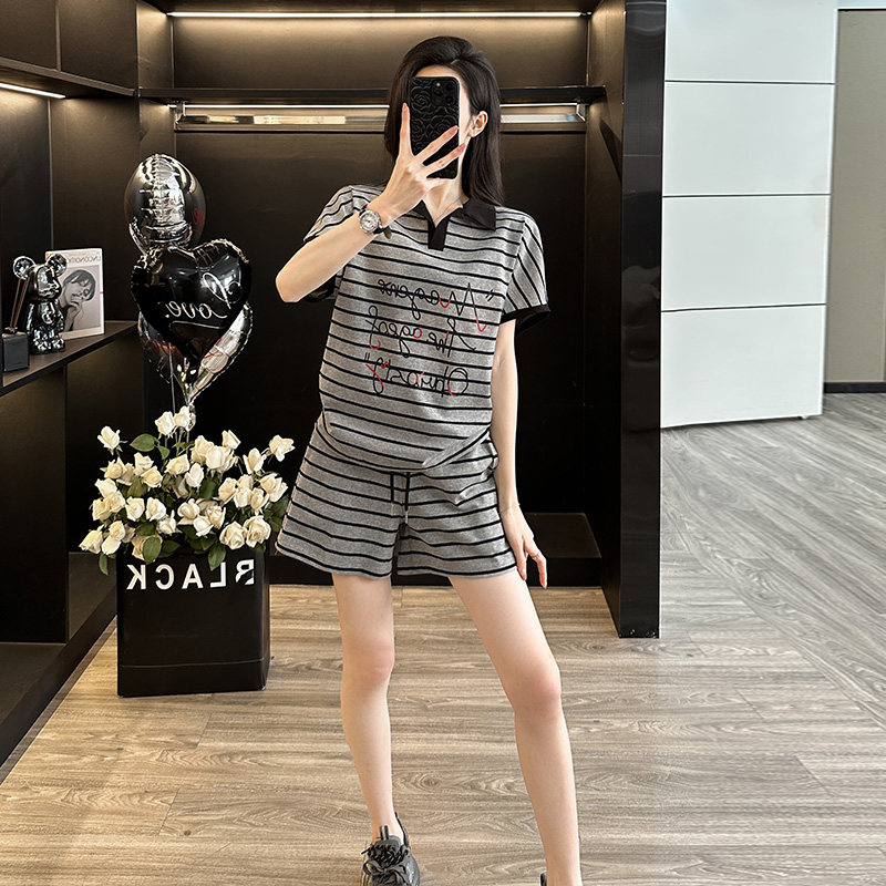 休闲条纹短袖运动套装女夏季新款时尚洋气减龄宽松显瘦短裤两件套