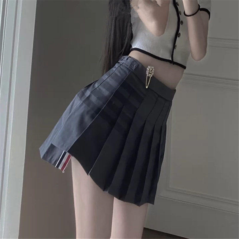 炸街半身裙女高腰春夏季新款宽松前短后长4条杠a字百褶西装裙潮