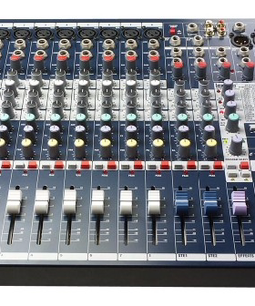 EFX8(RW5758) 8路内置效果器调音台
