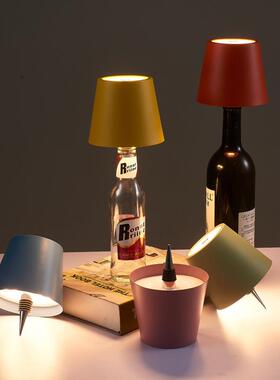 跨境创意酒瓶台灯酒吧户外餐厅装饰氛围嵌入式RGB酒塞可充电台灯