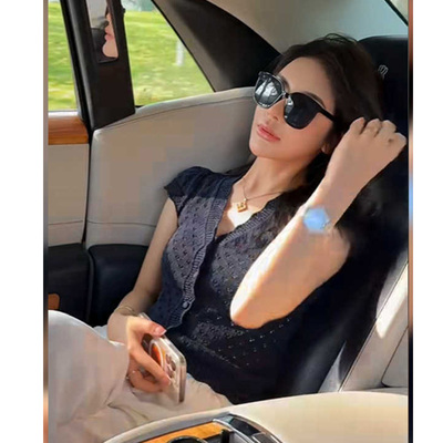 RIERA洋气v领纯色短袖T恤针织打底衫高级感时尚镂空气质藏蓝色上