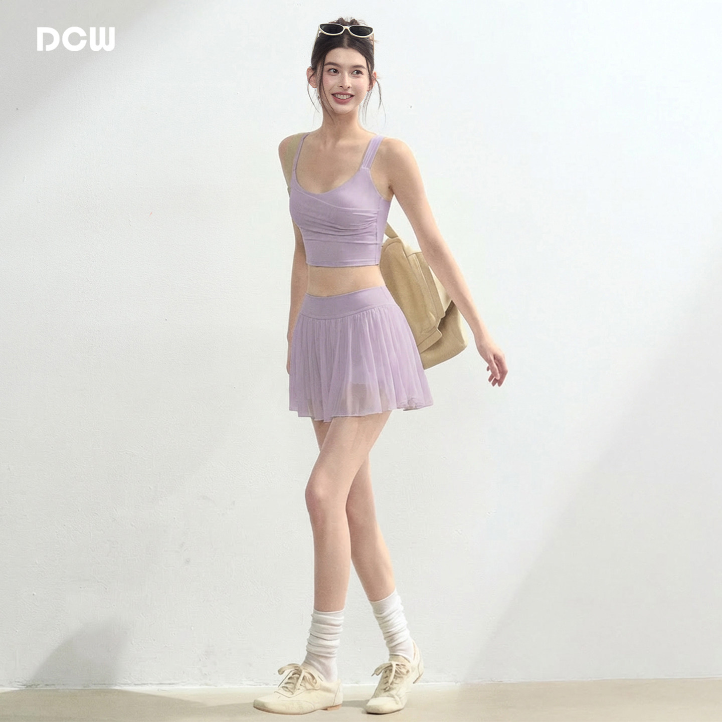 DCW芭蕾风瑜伽服套装女一体式运动背心假两件网纱短裙健身两件套
