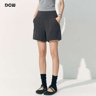 DCW宽松运动短裤女户外跑步训练假两件防走光健身普拉提瑜伽中裤
