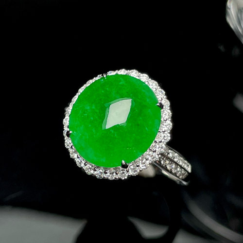 特价小夏珠宝18K金南非钻镶嵌缅甸天然A货翡翠冰种阳绿蛋面戒指