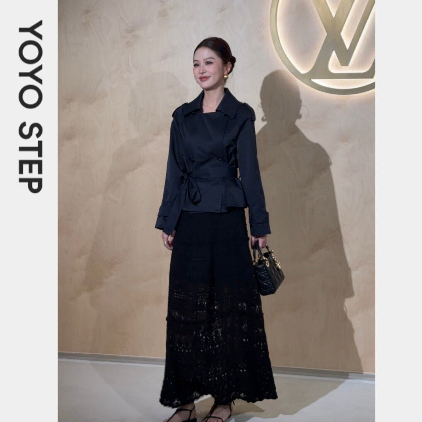 YOYO STEP[温布尔顿]藏青色翻领风衣女2026新款春夏短款收腰外套