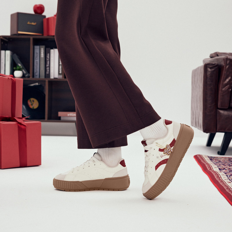 乔丹质燥时尚女板鞋2026年春季新款【松饼】商场同款QDL052261526