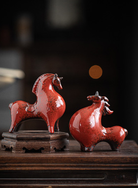 新中式陶瓷小唐马摆件招财生肖马客厅玄关酒柜桌面装饰摆设吉祥物