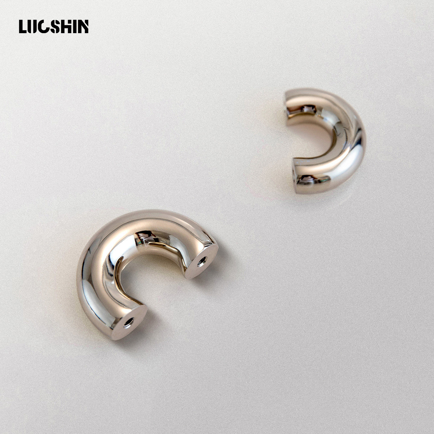 法式简约欧米伽型黄铜拉手衣橱柜门钛银色把手中古风抽屉鞋柜拉手