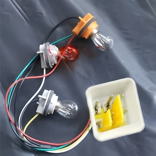 适配五菱宏光后尾灯线束 荣光 vs之光6376 6390 6388小卡货车灯泡