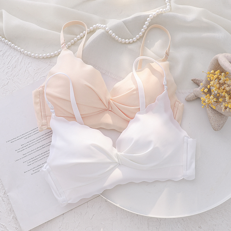 无痕聚拢收副乳防下垂夏季文胸罩