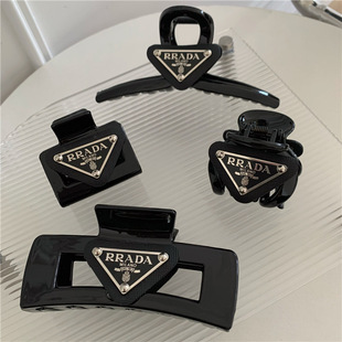 韩版三角字母抓夹超大号13cm盘发后脑勺鲨鱼夹高级感小众设计发夹