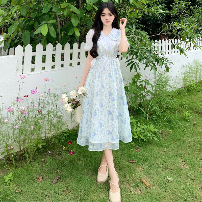 碎花连衣裙少女夏季2025新款初中高中学生森系甜美收腰过膝长裙子