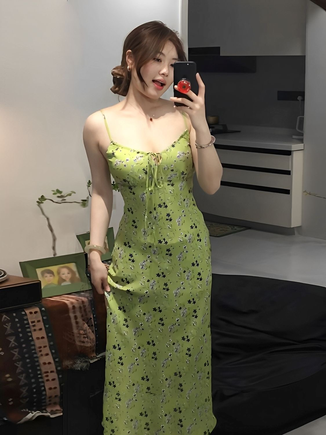 大码女装法式绿色吊带碎花连衣裙子女夏季新款修身气质收腰长裙