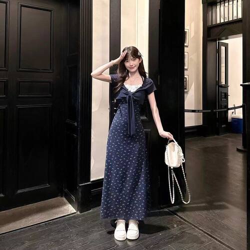 大码蕾丝挂脖吊带碎花连衣裙子女夏季韩系独特绝美收腰长裙套装