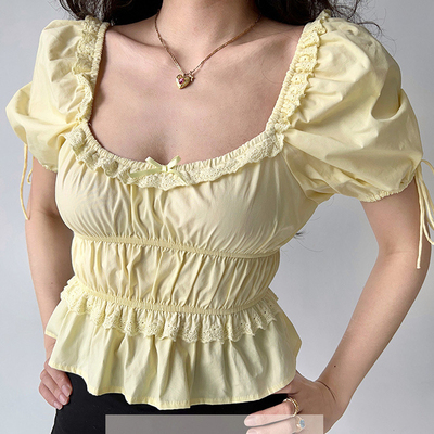 大码女装胖mm法式复古方领泡泡袖花边衬衫夏季高腰遮肚子短款上衣
