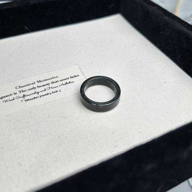 【慕斯格瑞】翡翠乌鸡戒圈JY0311108049