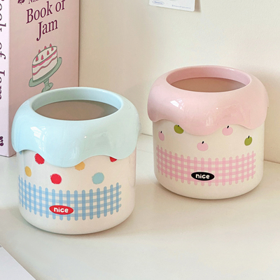 2025新款桌面垃圾桶可爱小号迷你家用宿舍客厅办公室收纳桶高颜值