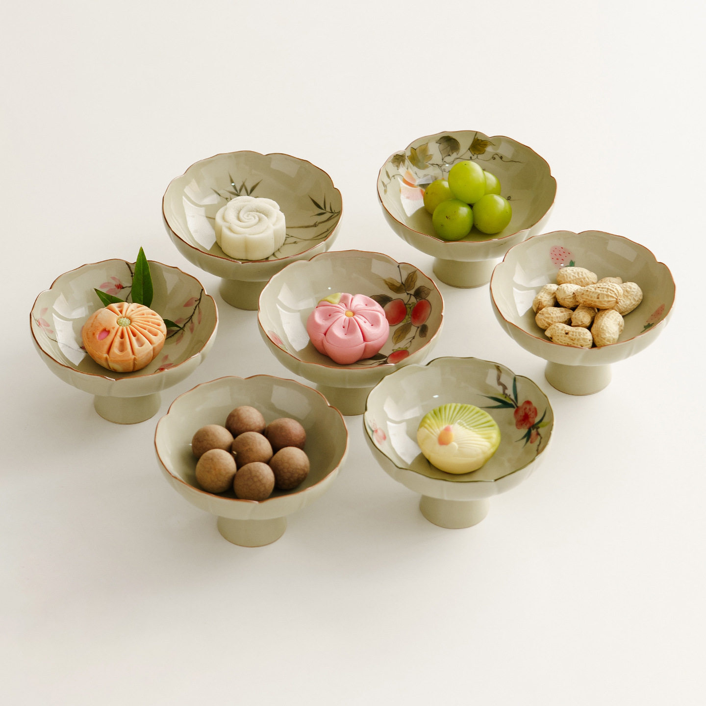 手绘桃花高足果盘陶瓷精致中式糕点茶点托盘家用坚果水果盘点心盘,餐饮具,果盆/果盘/果篮,淘宝优惠券,粉丝福利购,淘宝优惠卷