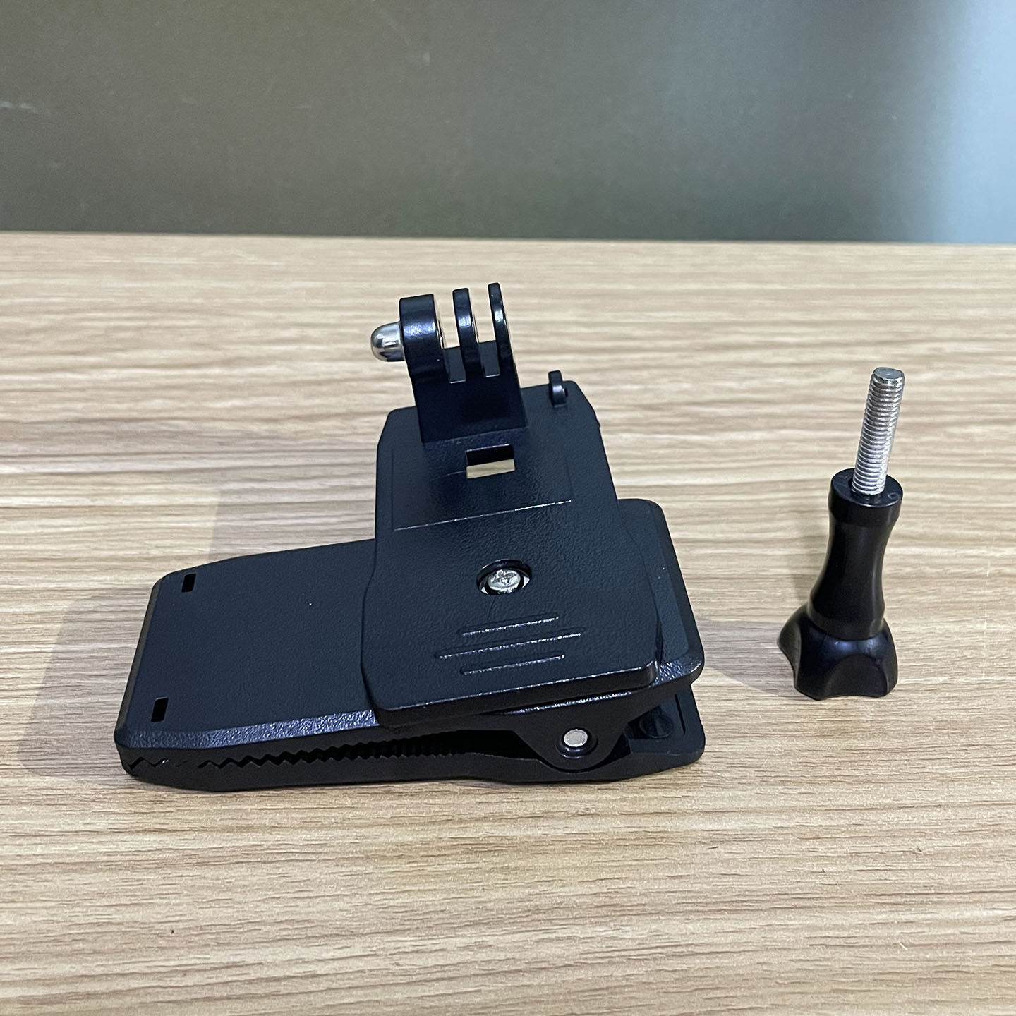 适用于运动相机摄像机SJCAM小米小蚁GoPro5 360度旋转背包夹夹子