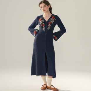 修身 脸儿艺原创 V领开衫 羊毛羊绒 针织连衣裙 手工刺绣花果系列