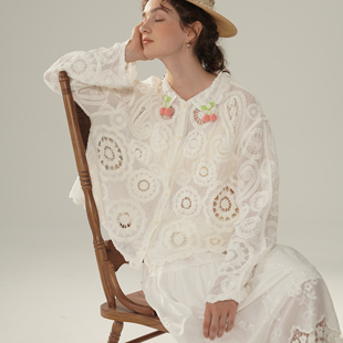 森女柔软棉宽松打底衬衫 脸儿艺 翻领 重工刺绣 上衣 手工钩花果子
