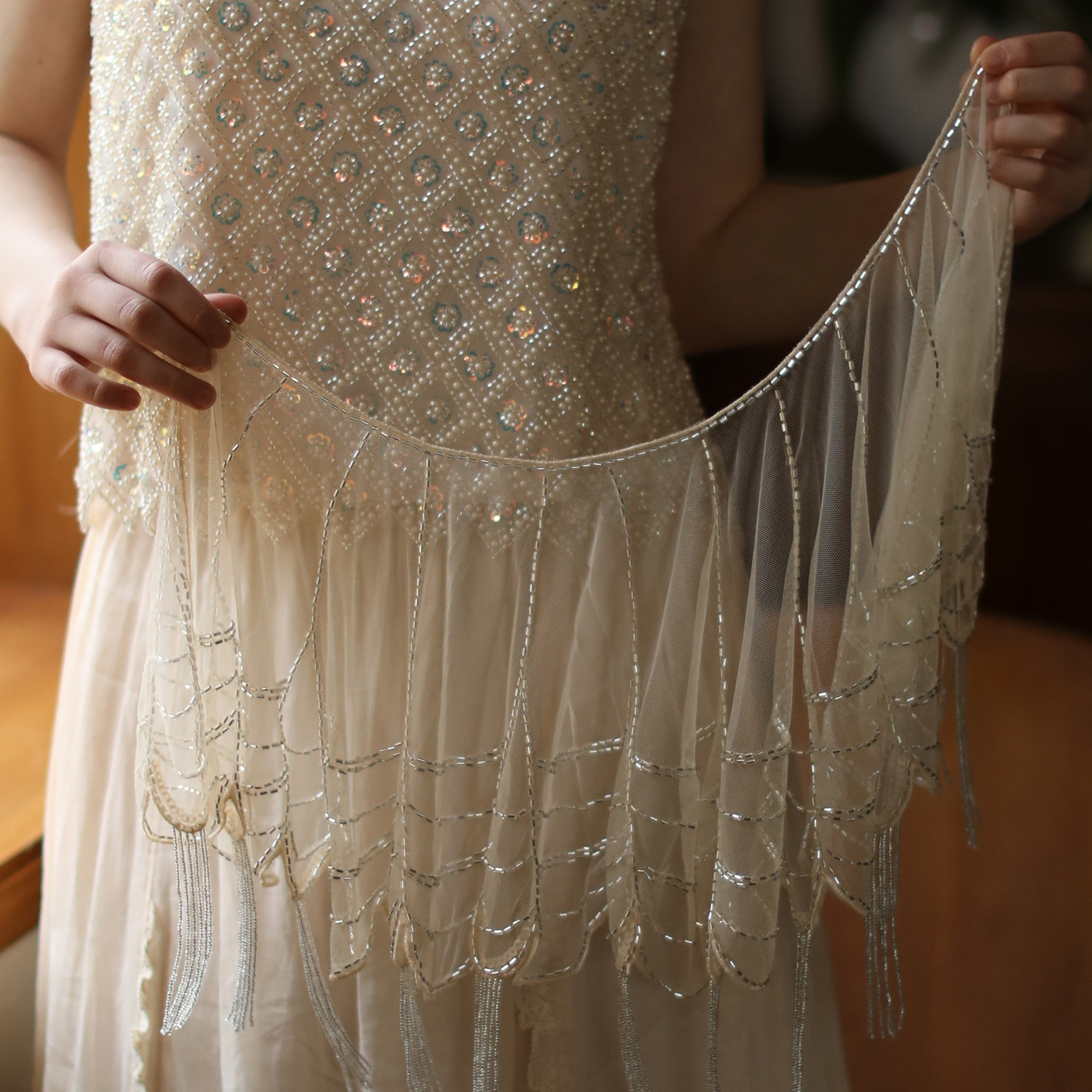 脸儿艺 法式浪漫灵动 手工串珠 精致百搭小物 闪闪流苏披肩