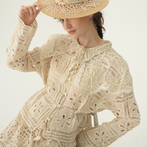 脸儿艺 手工钩花立体流苏花朵 复古小翻领 蕾丝斗篷 开衫针织上衣