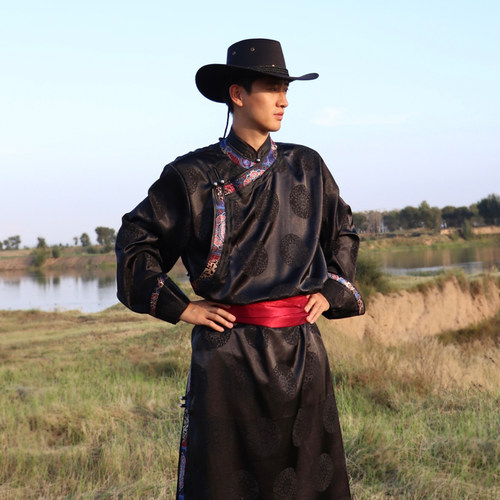 蒙古袍面料舒适高级感