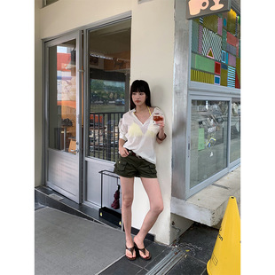 白色宽松口袋设计感纽扣polo领衬衫女夏季新款长袖高知小资上衣