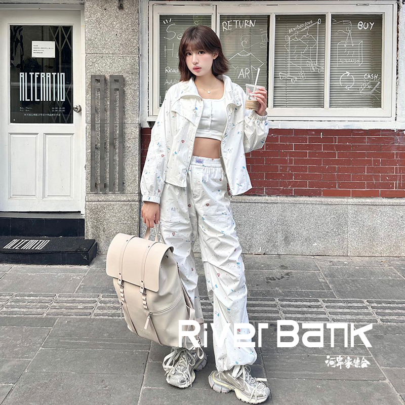 设计师品牌AlexiaSandra宽松休闲小兔当家满印防晒运动外套长裤