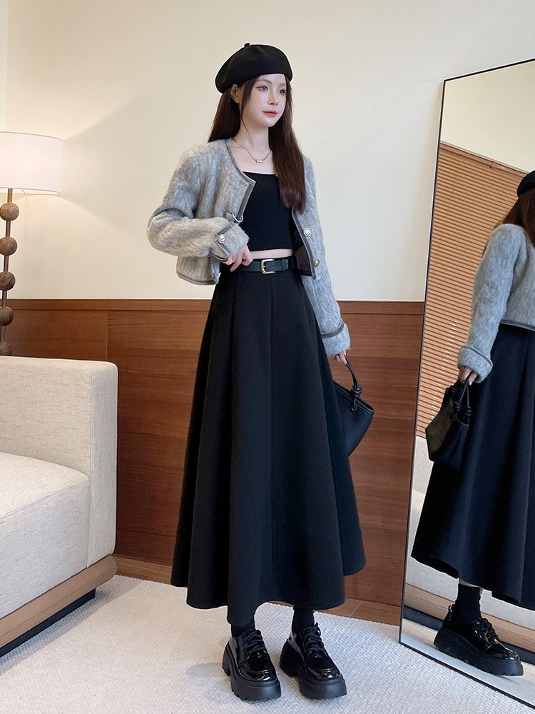 毛呢半身裙女秋冬款2025新款高级感黑色a字百褶长裙加厚冬季裙子