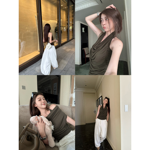 Here yaya shop 5.21 20:00淡人穿搭随意的时髦感两穿一字肩荡领t