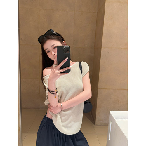 Here yaya shop 绵绵冰沙高端线和纸纱精致温柔调调露肩针织衫