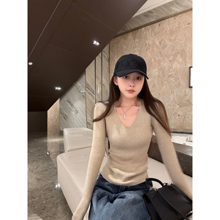 型超绝桑蚕丝羊毛加密深v针织衫 Here 椰椰杏仁奶微妙版 shop yaya